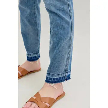 Judy Blue Mr. Rigid Magic Release Hem Boyfriend