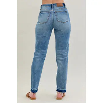 Judy Blue Mr. Rigid Magic Release Hem Boyfriend